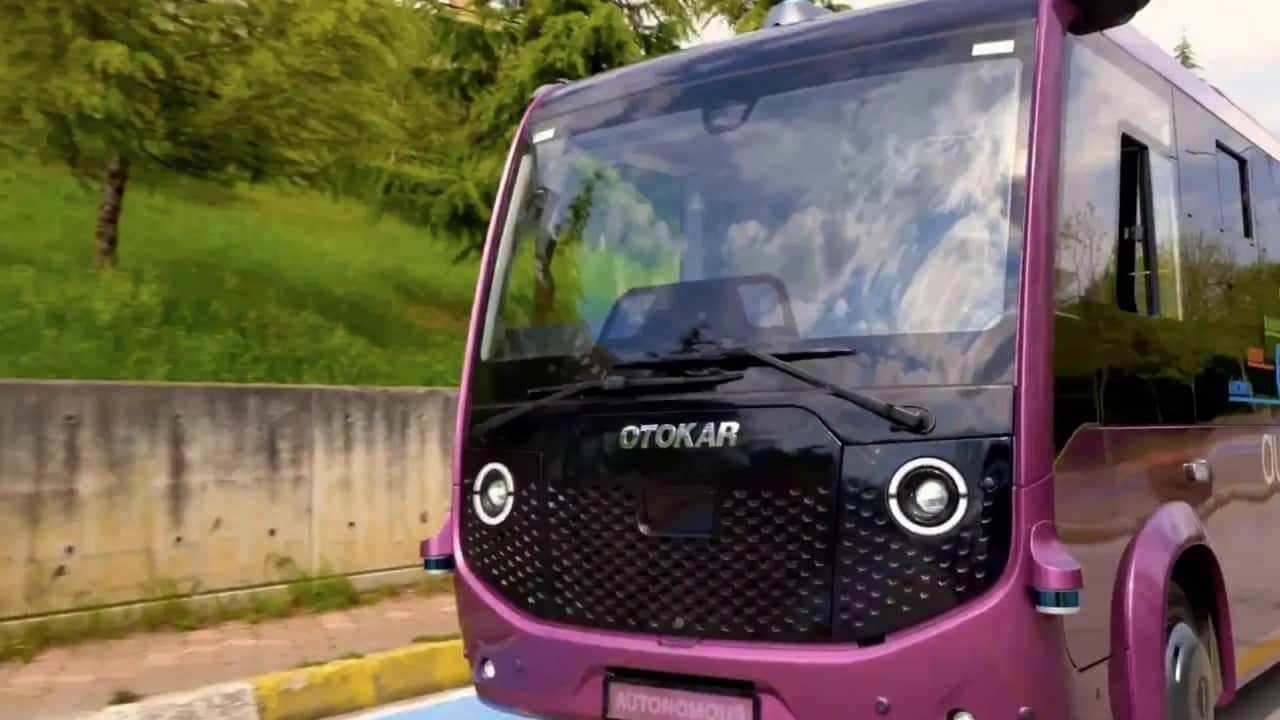 Foto - Otokar'ın sürücüsüz elektrikli otobüsü Avusturya yollarında