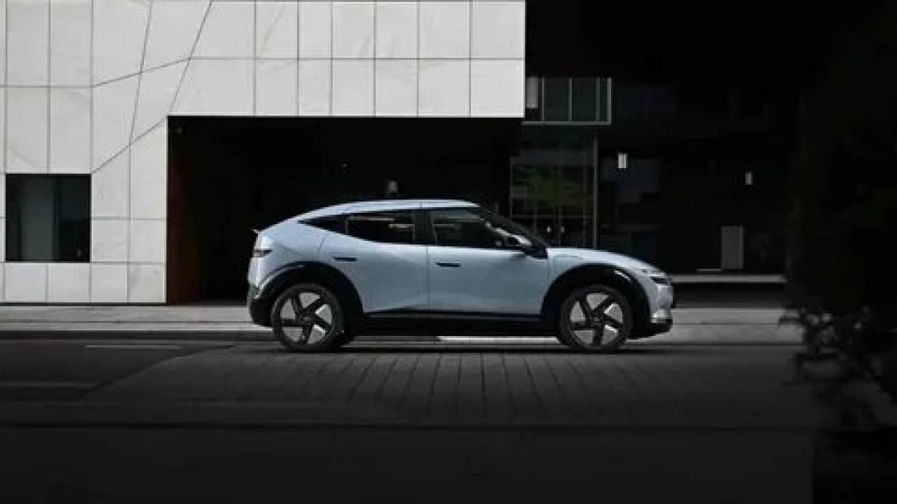 Foto - Otomotivde tarihi gün! Türkiye'de üretilen dev elektrikli model banttan indi!