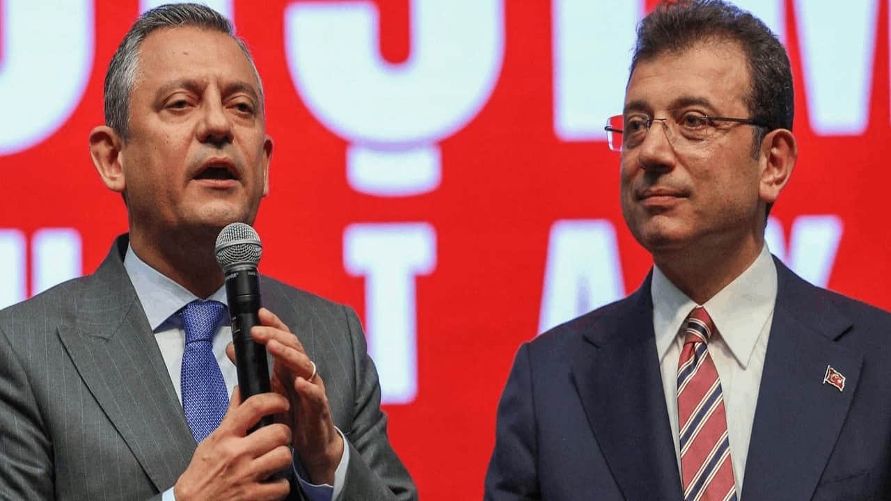 Foto - Partide iç savaş patladı: "CHP artık ‘İmamoğlu Holding’ oldu! Özgür Özel’in yaptığı tek iş posta güvercinliği"