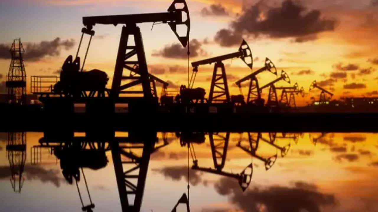 Foto - Petrol fiyatları neden yükseliyor? ABD'den Hürmüz Boğazı açıklaması