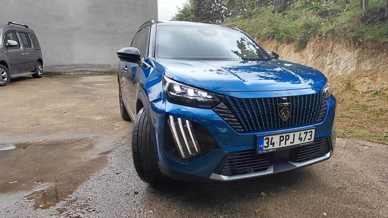 Foto - Peugeot 2008 ile 1.900 km! 145 HP hibrit gerçekten yetiyor mu? Uzun yoldan sonra kararım net!