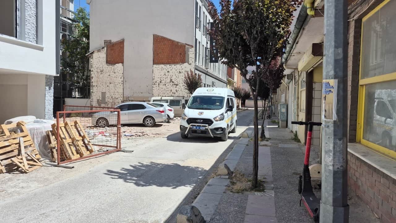Foto - Plazadaki şüpheli ölüme jet inceleme