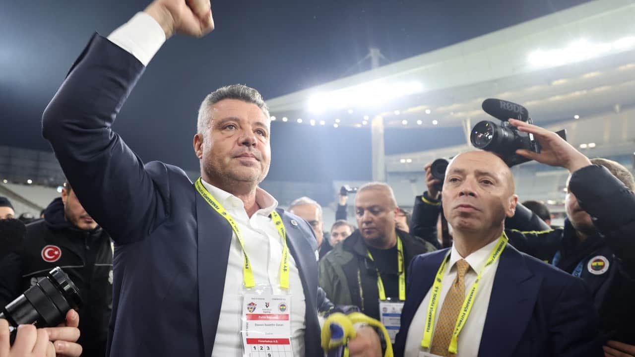 Foto - Pozitif test ile ilgili Sadettin Saran'dan gündemi sarsacak bir hareket daha!