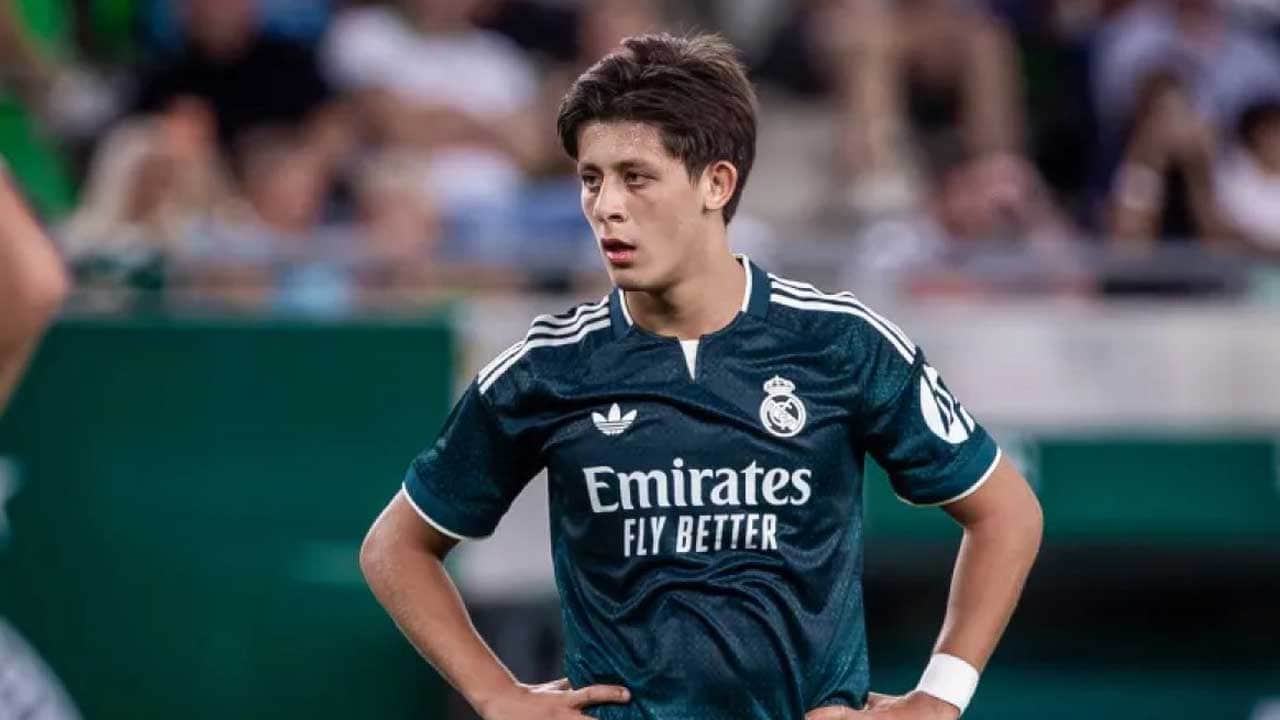 Foto - Real Madrid'in yıldızı Arda Güler İspanya'yı salladı