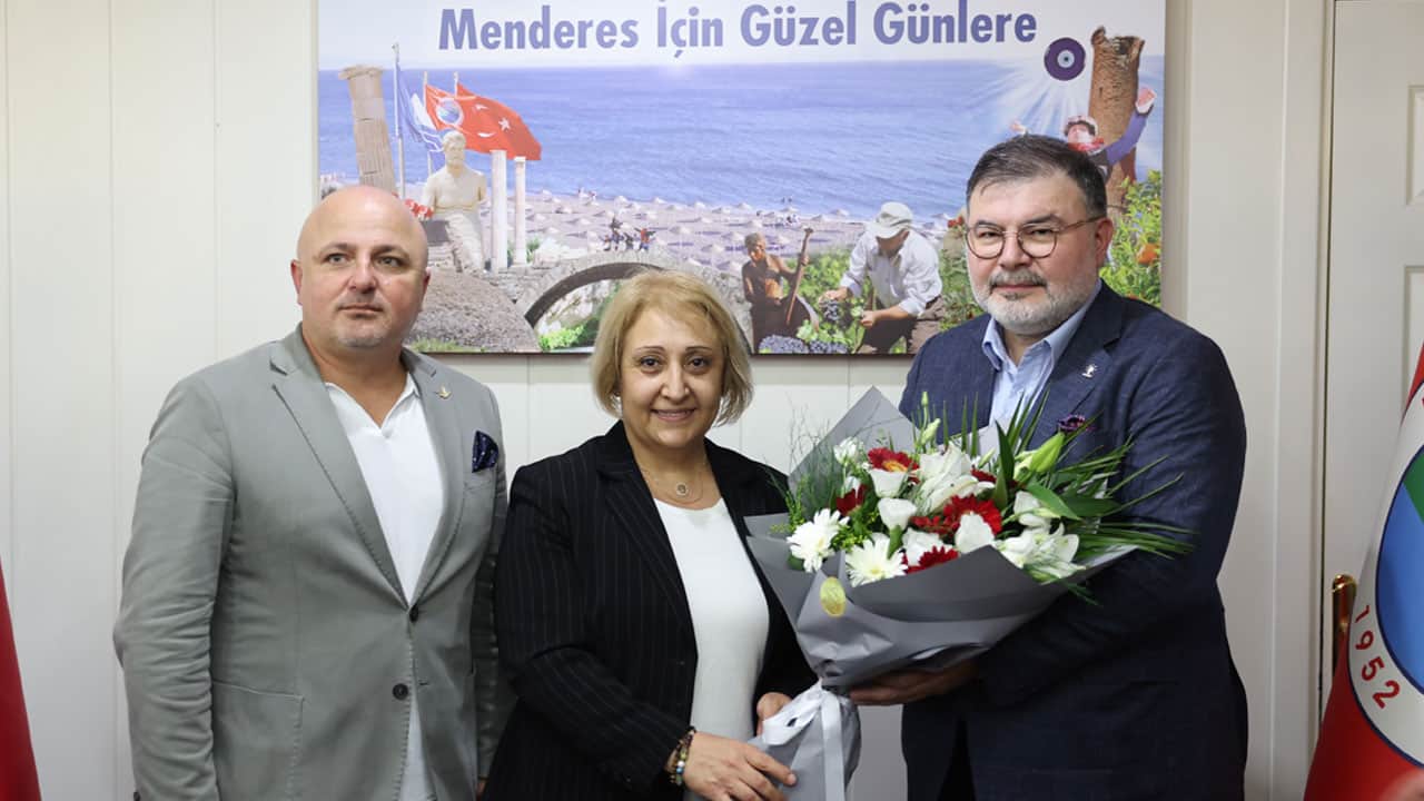 Foto - Reis’in fotoğrafı asıldı, dualar edildi! Menderes’te hizmet dönemi başladı