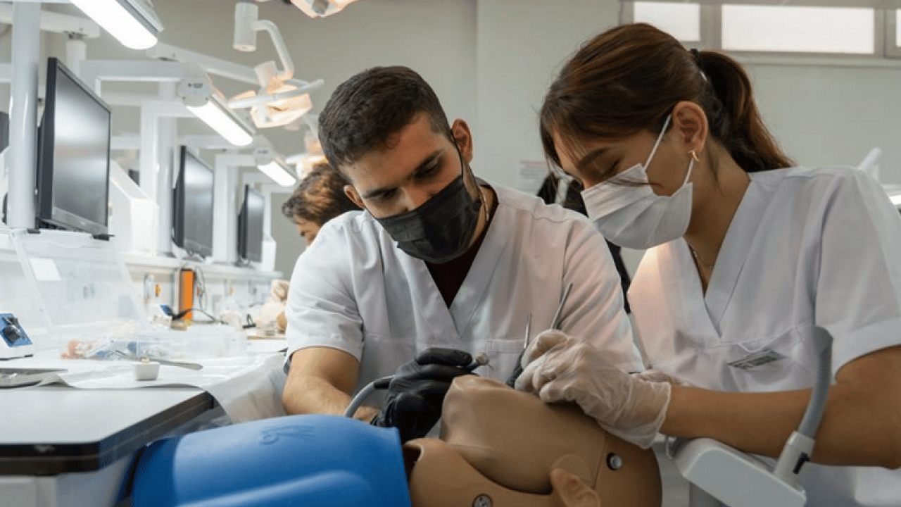 Foto - Rektör Prof. Dr. Fatih Kırışık, Karabük Üniversitesi’ni anlattı: Karabük Üniversitesi geleceğin gençlerini yetiştiriyor