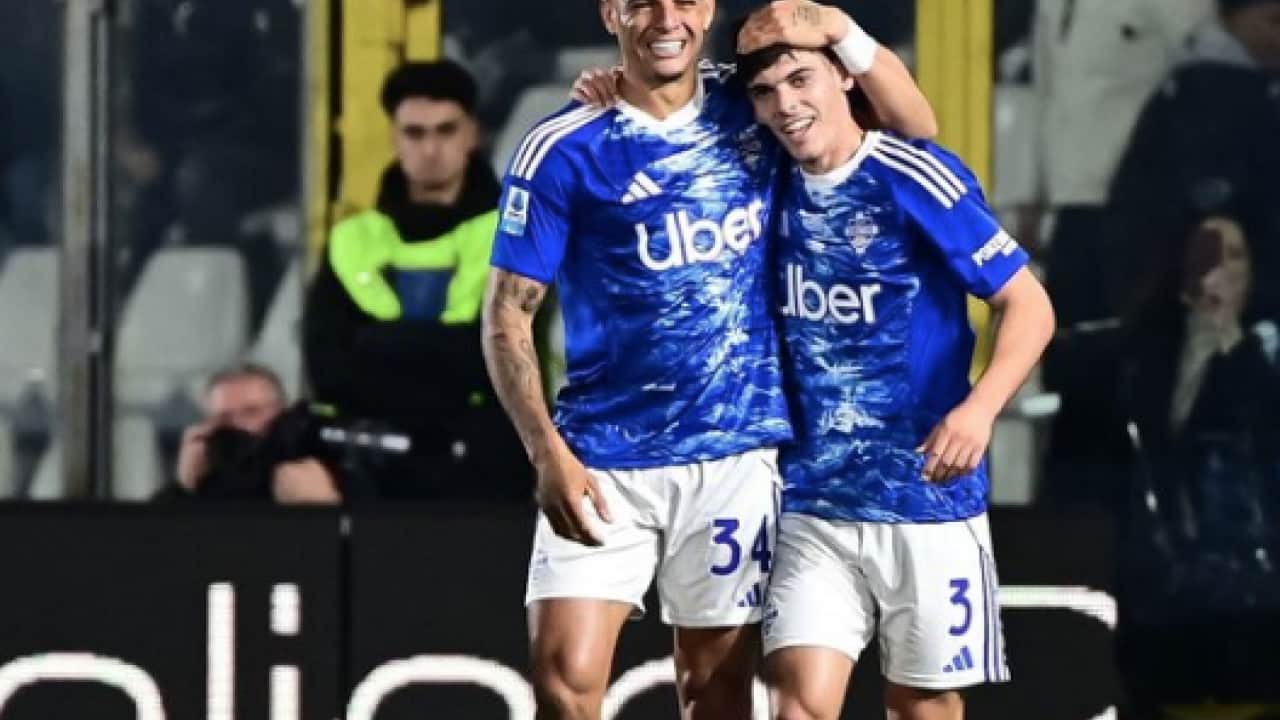 Resmen açıkladılar: Como cephesinden Diego Carlos sözleri: Gelecek sezon da bizimle kalmalı!