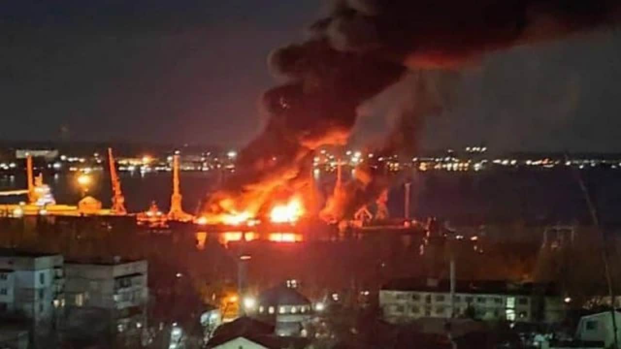 Foto - Rusya, Ukrayna’da 34 gemi vurdu Hem vuruyor hem işgal ediyor