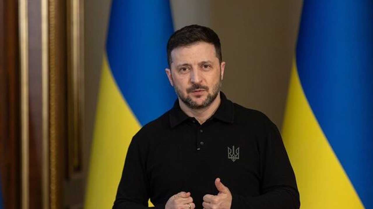 Foto - Rusya'daki 3 petrol rafinerisi vuruldu