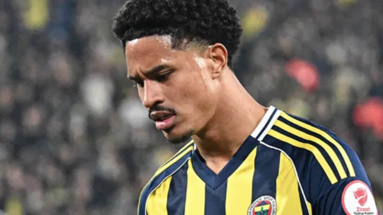 Sahada harıl harıl çalışıyor ve menajeri geliyor... Fenerbahçe’de Oosterwolde zirvesi! 