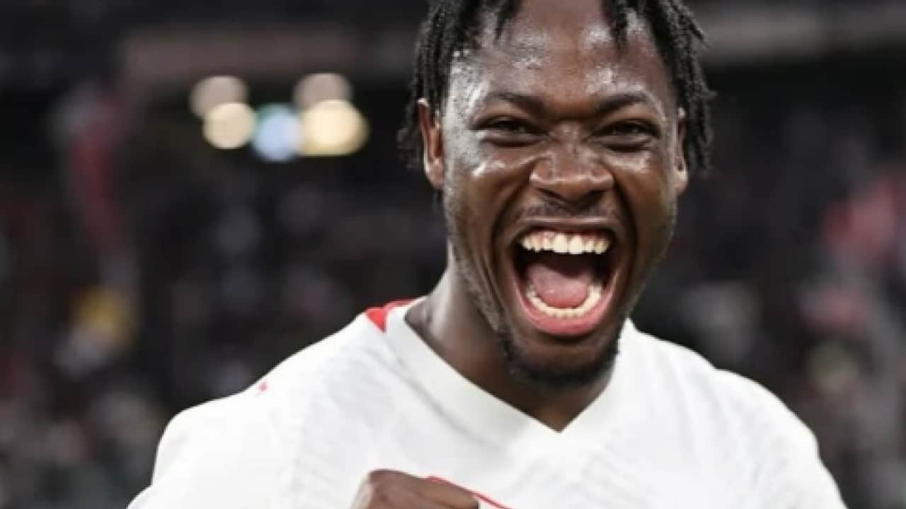 Sakatlıkları korkuttu! Bu yönde bir karar tahmin ediliyordu ama... Bitshiabu Galatasaray'a önerildi