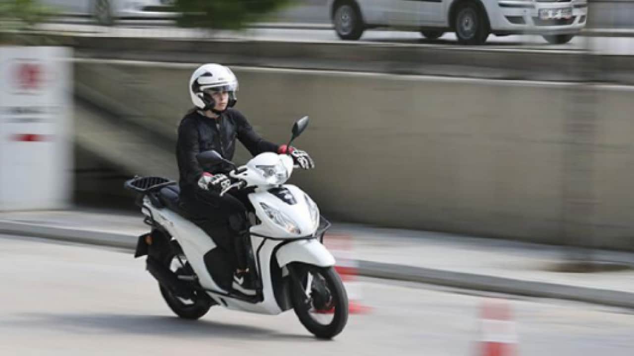 Foto - Sakın ehliyetinize güvenmeyin: Bunu yapana 11 bin lira ceza!