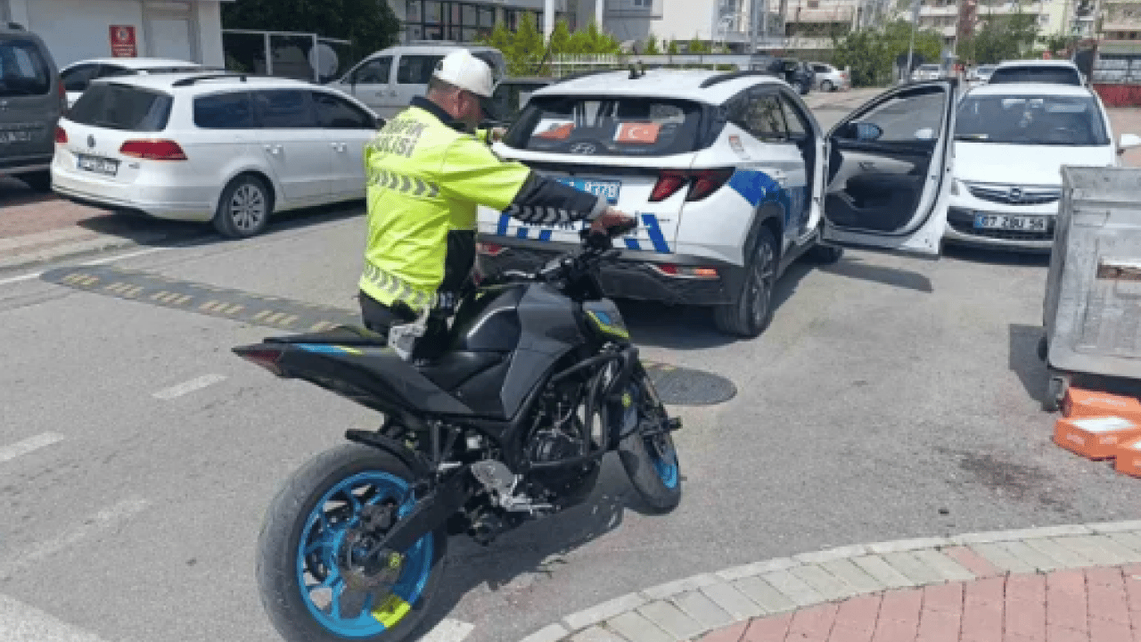Foto - Sakın ehliyetinize güvenmeyin: Bunu yapana 11 bin lira ceza!
