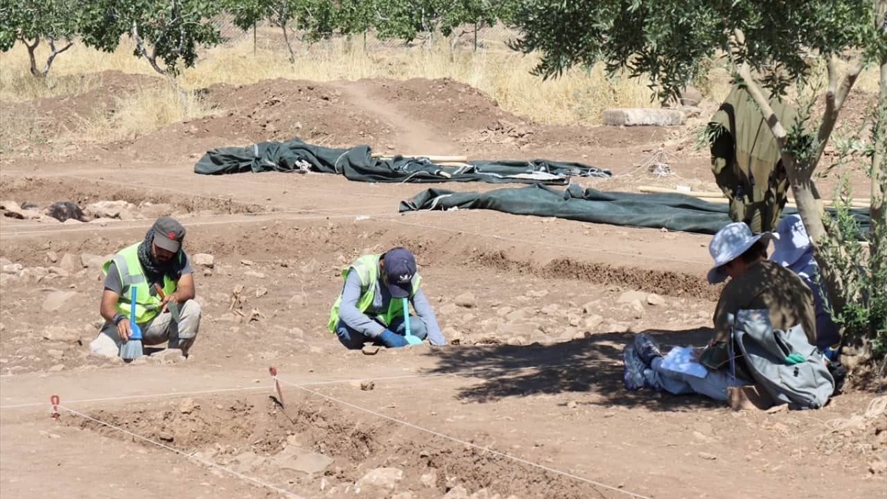 Foto - Şanlıurfa'ya gelen arkeologlar arıyor Neolitik çağı Çinlilere bıraktık!