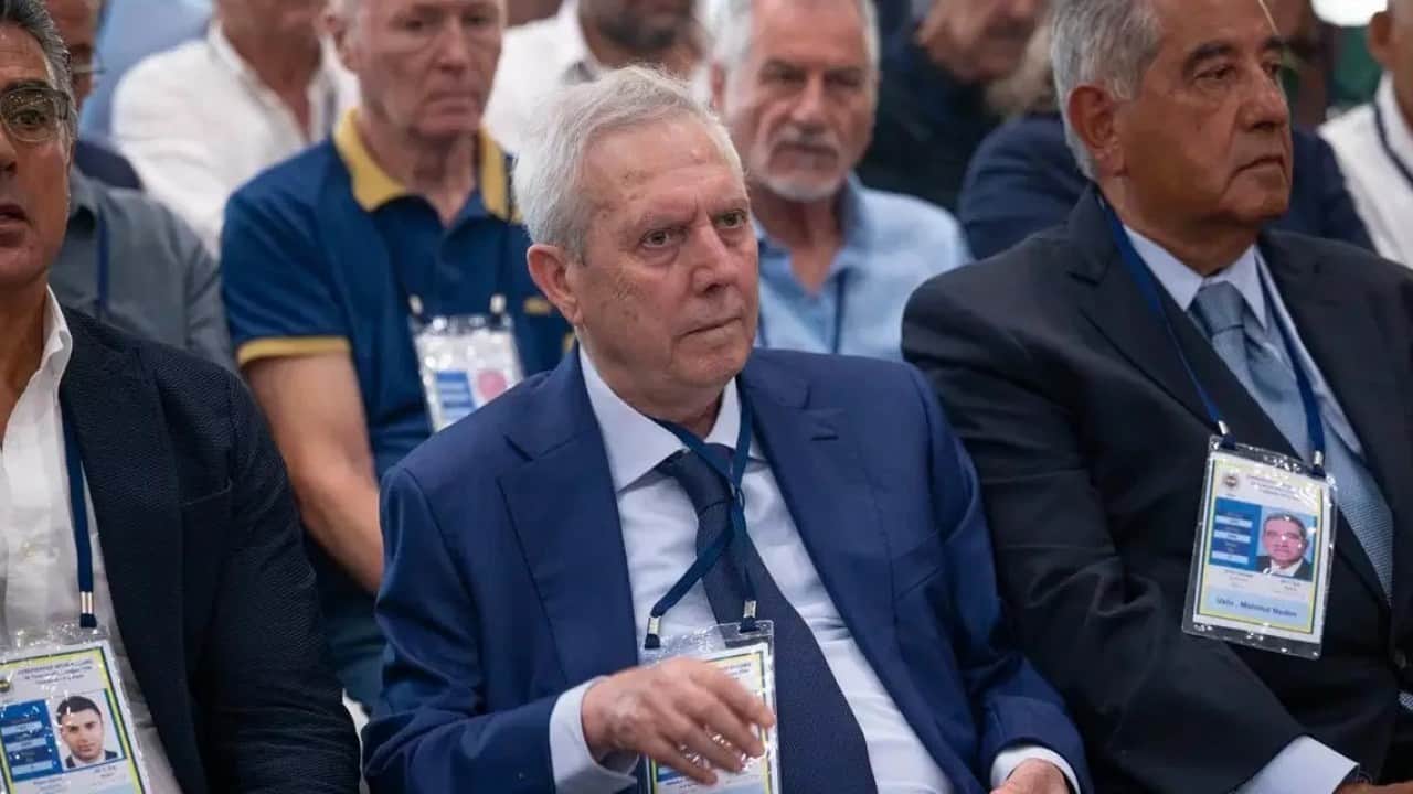 Foto - Savaş gemisi üretiyordu: Suudi ismi duyan Aziz Yıldırım kararını değiştirdi