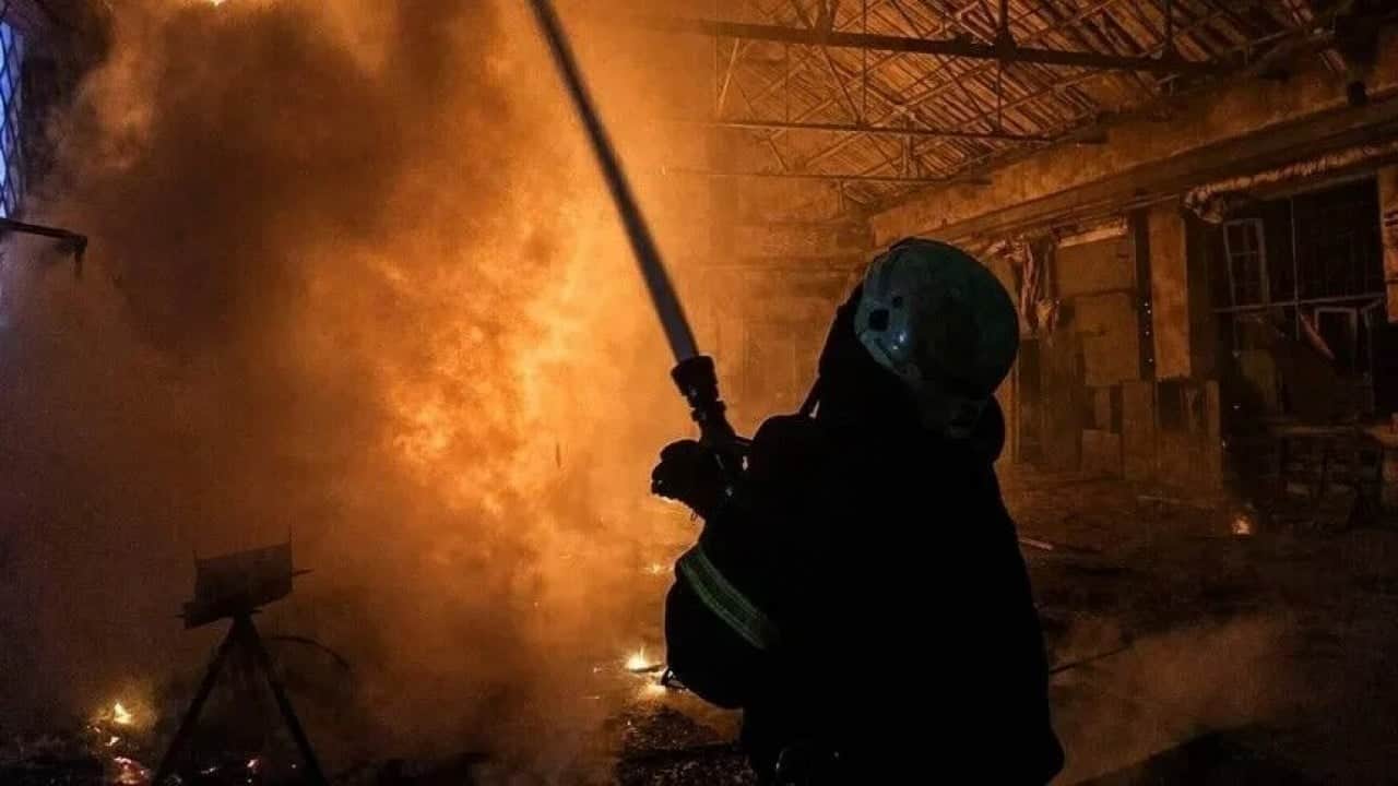 Foto - Savunma sanayi tesisi vuruldu: Her yerde patlamalar yaşanıyor