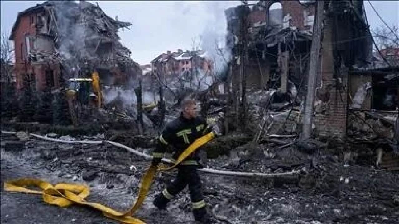Foto - Savunma sanayi tesisi vuruldu: Her yerde patlamalar yaşanıyor
