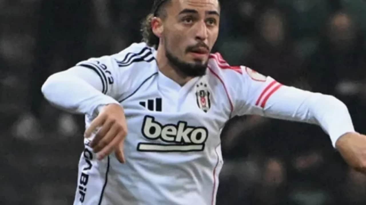Savunmada tüm ayarları uçuracak hamleyi yaptı Beşiktaş... 