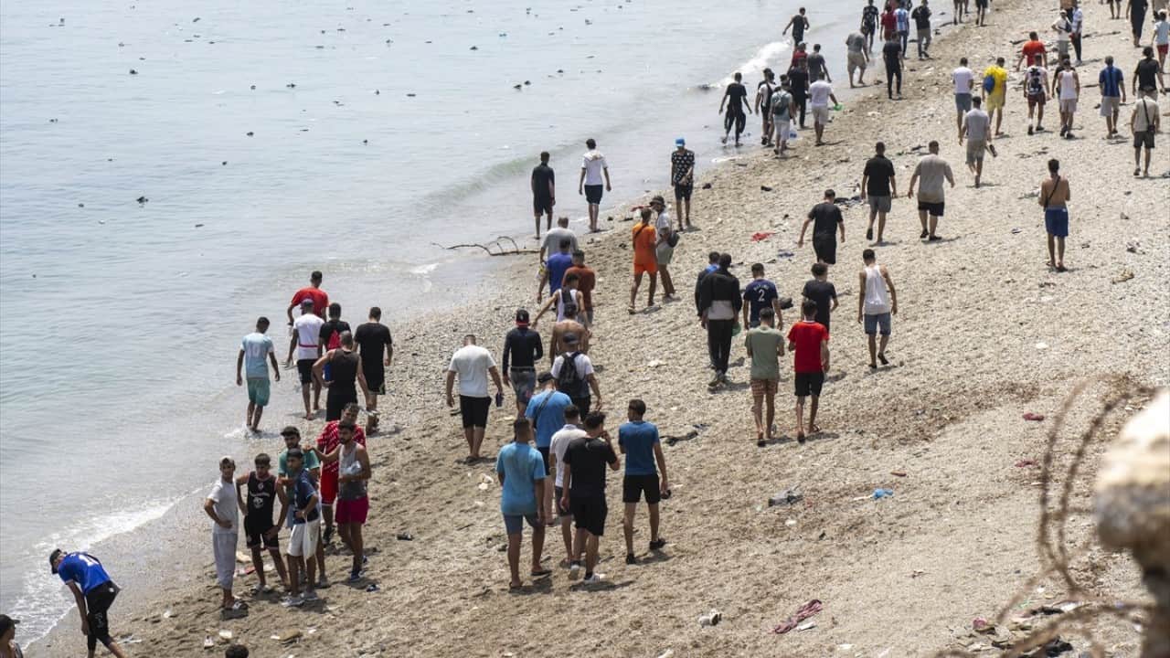 Foto - Sebte'ye geçenlerin tamamı Fas'a geri gitti Göç tersine döndü