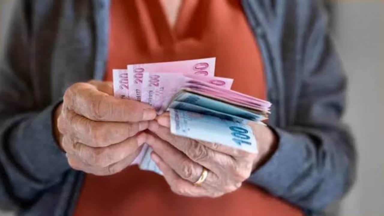Foto - SGK düğmeye bastı! İşte aylıklarından kesinti yapılacak kişiler