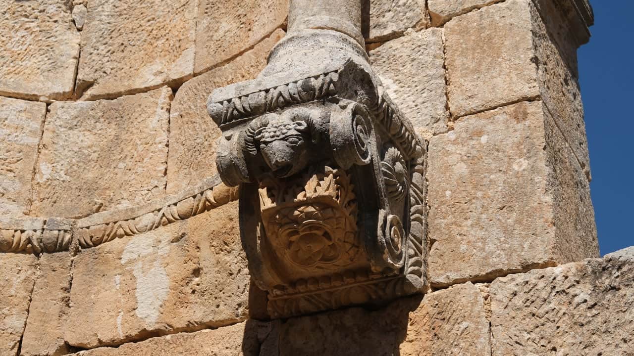 Foto - Sıcaklara rağmen dolup taşıyor! "Mersin’in Ayasofya’sı" 15 asırdır zamana meydan okuyor