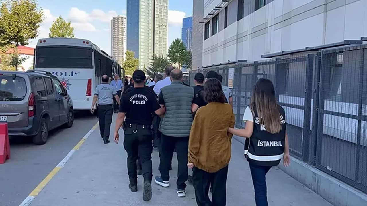 Foto - Sinem'in taktiğini esrarkeş Erdal da uygulamış! CHP'li belediyelerin yolsuzluk yöntemi aynı çıktı