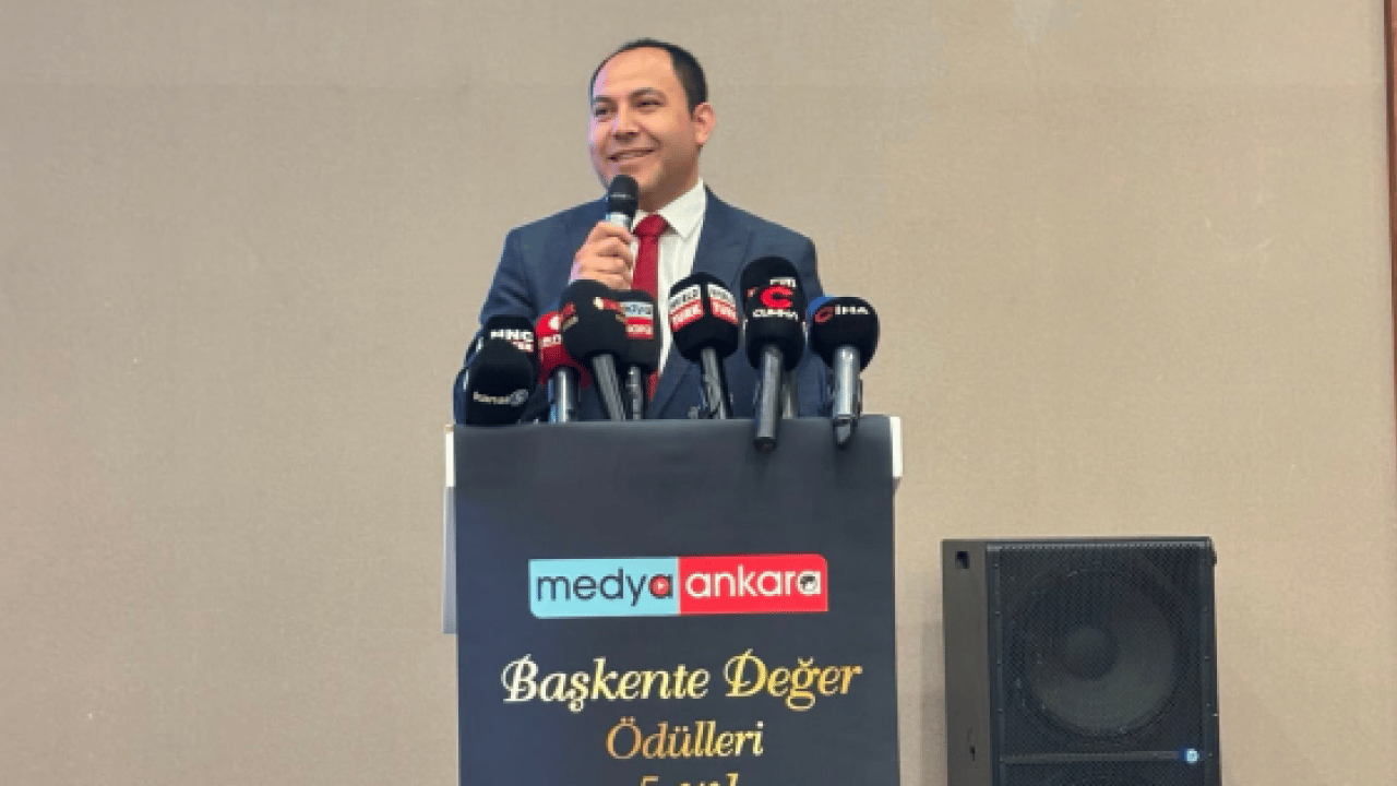 Foto - Siyaset ve sanat dünyası Başkent’te buluştu! Değer Ödülleri sahiplerini buldu