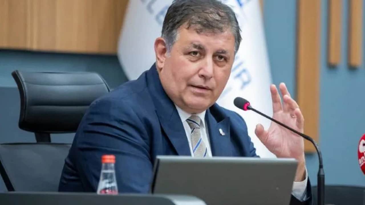 Foto - Siyasette tüm dengeleri değiştirecek iddia için tarih verildi! O büyükşehir belediye başkanı 14 Ağustos’ta AK Parti’ye katılıyor