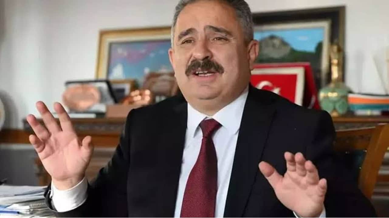 Foto - Siyasette tüm dengeleri değiştirecek iddia için tarih verildi! O büyükşehir belediye başkanı 14 Ağustos’ta AK Parti’ye katılıyor