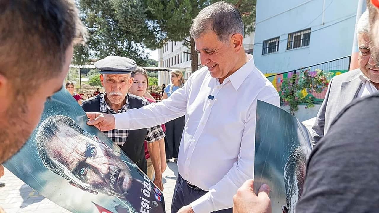 Foto - Siyasette tüm dengeleri değiştirecek iddia için tarih verildi! O büyükşehir belediye başkanı 14 Ağustos’ta AK Parti’ye katılıyor