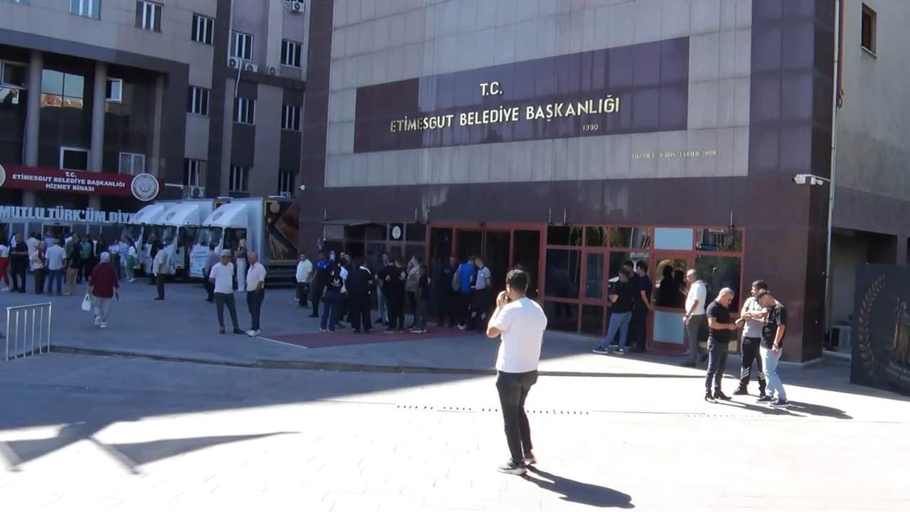 Foto - Skandal rüşvet talimatı ifşa oldu! Ekibine "5 yıl yiyebildiğiniz kadar yiyin" demiş