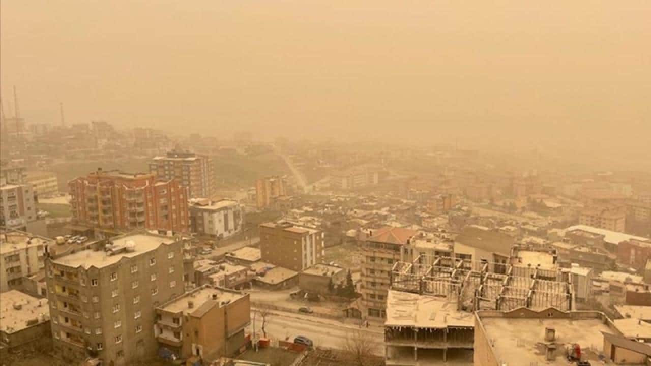 Foto - Solunum yolu rahatsızlığı olanlar dikkat! Toz taşınımı bekleniyor