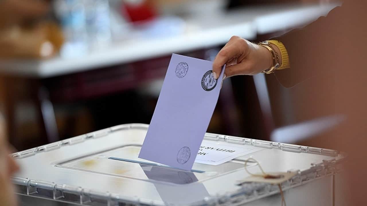 Foto - Son seçim anketinin sonucu Türkiye'ye duyuruldu: Yeni Parti ile AK Parti arasındaki oy farkı belli oldu