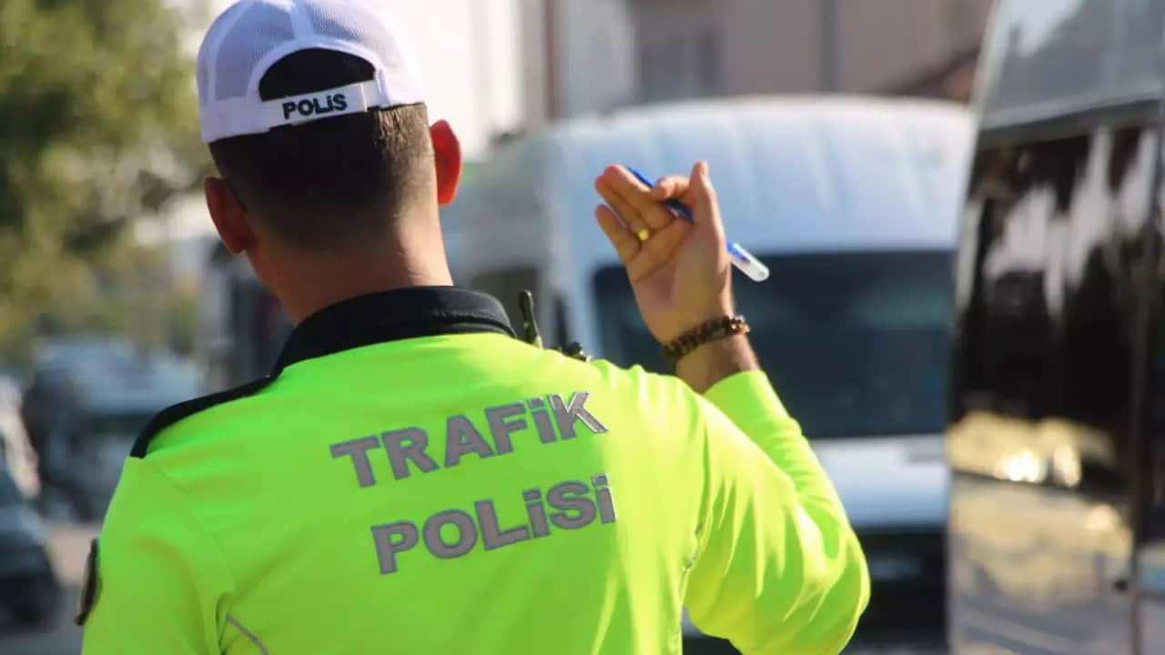 Foto - Sonra "Vay ben duymadım" demeyin! İstanbul’da bazı yollar trafiğe kapatıldı