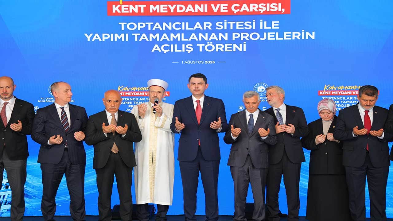 Foto - Sözlerini tek tek hatırlattı! Bakan Kurum Kahramanmaraş'tan o zihniyete tokat gibi yanıt verdi!