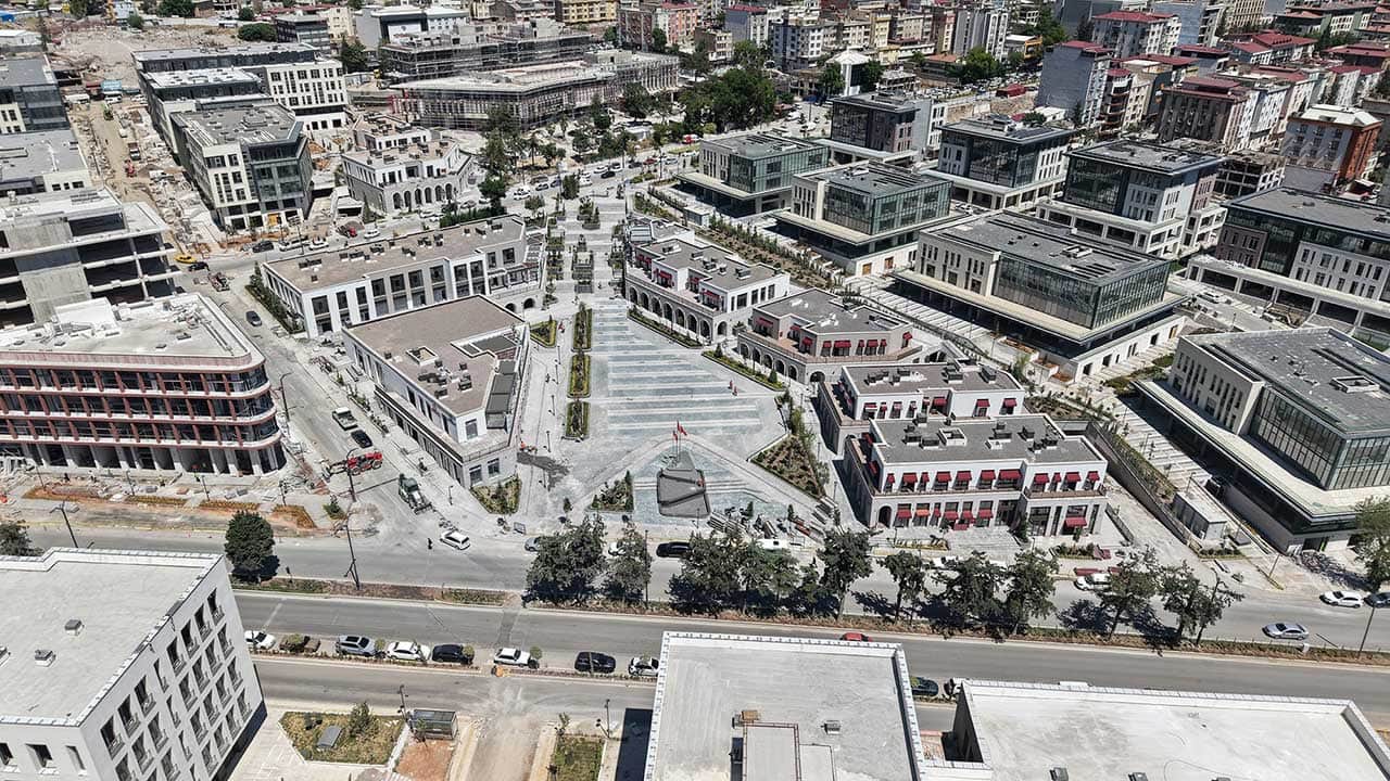 Foto - Sözlerini tek tek hatırlattı! Bakan Kurum Kahramanmaraş'tan o zihniyete tokat gibi yanıt verdi!