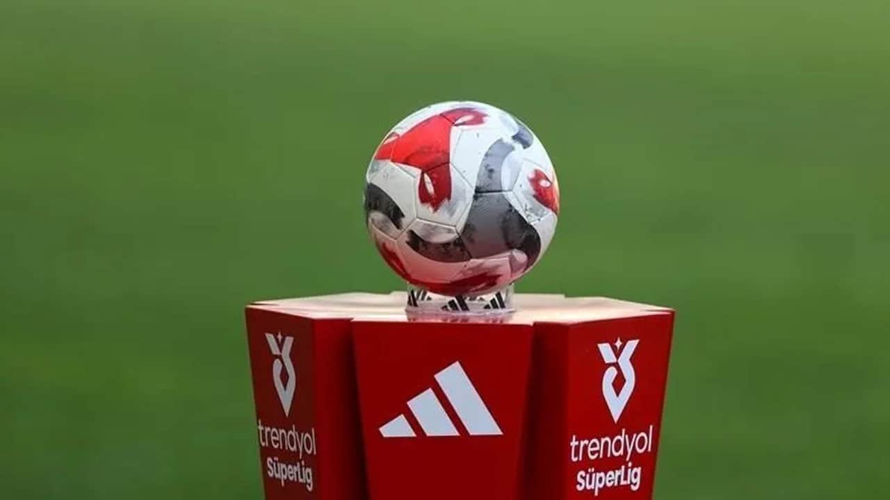 Foto - Süper Lig'de 69. sezon heyecanı başlıyor! İşte Türk futbol tarihinin ‘en’leri