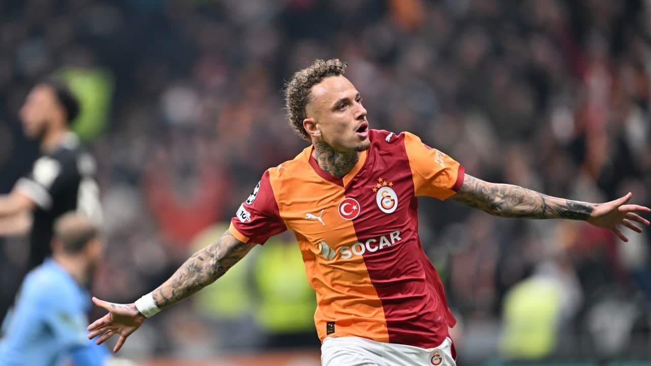 Foto - Sürpriz karar çıktı yine: Hem Galatasarayla hem de Ajax'la anlaştı! Transferde ilginç durum