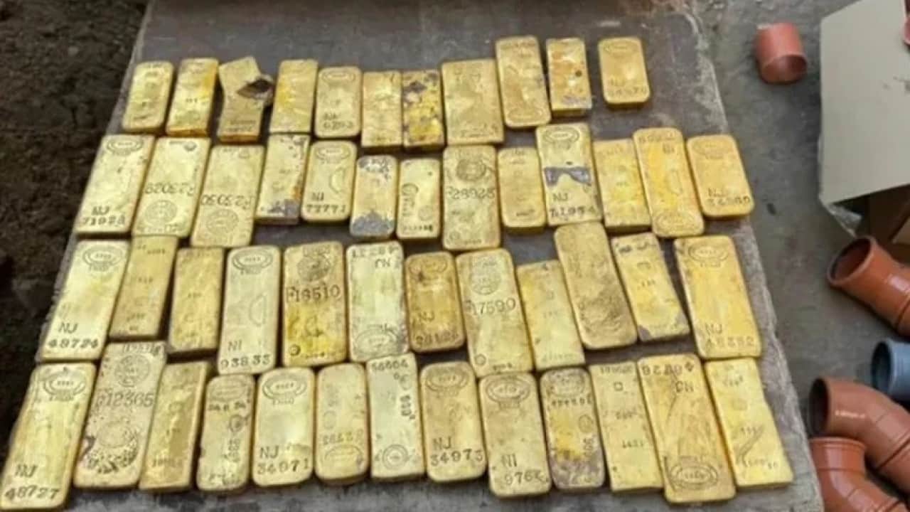Foto - Tadilatta büyük sürpriz! Duvarın arkasından adeta servet fışkırdı!
