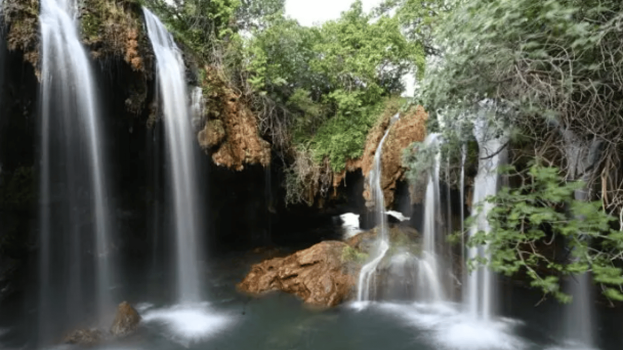 Foto - Tam 344 basamakla iniliyor! 'Yeryüzünün Gözyaşı' görenleri mest ediyor!