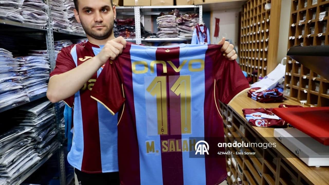Foto - Taraftarlar akın etti! Trabzon’da salah çılgınlığı