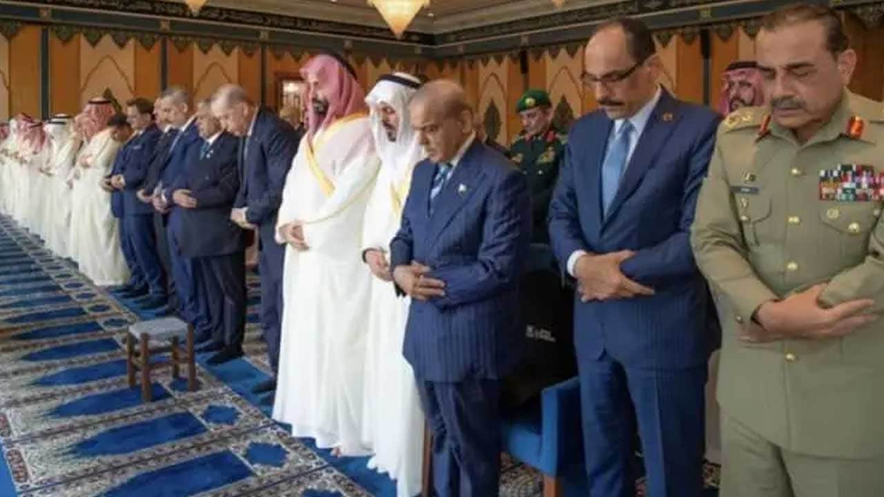 Foto - Tarihi Mekke Anlaşması sonrası Erdoğan, Selman ve Şerif cuma namazını birlikte kıldı