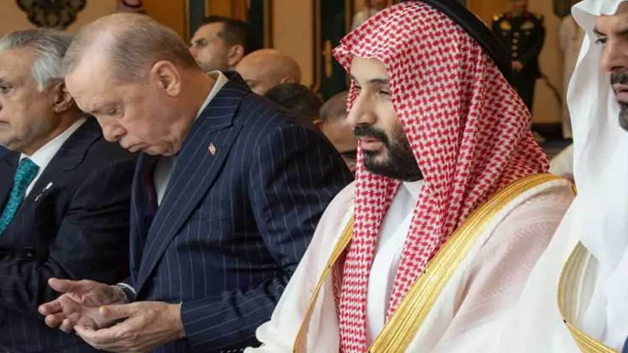 Foto - Tarihi Mekke Anlaşması sonrası Erdoğan, Selman ve Şerif cuma namazını birlikte kıldı