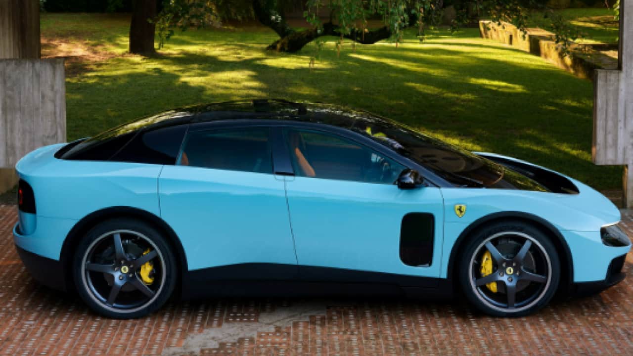 Foto - Tartışmalı araç müzayedede ezber bozdu: İlk elektrikli Ferrari'ye servet ödediler!