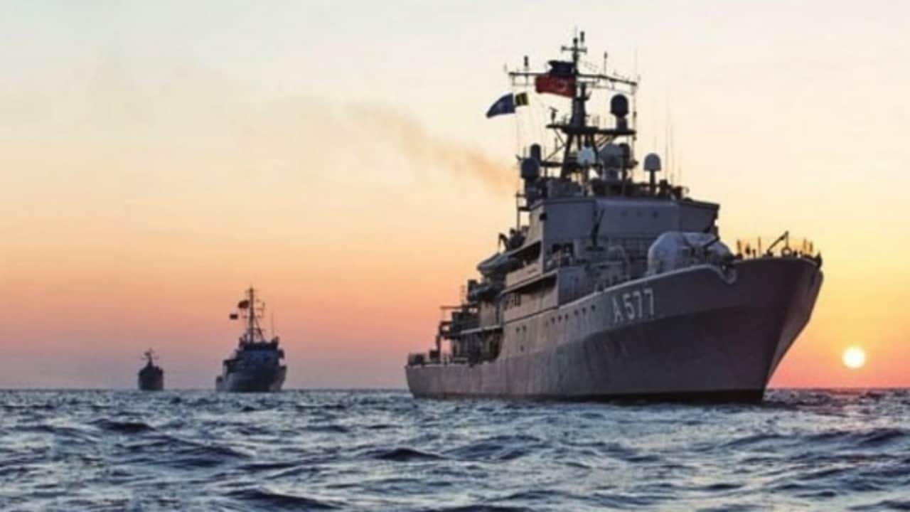 Foto - "Tehlike çanları çalıyor" diyerek duyurdular! Türkiye’nin yeni deniz doktrini Yunanistan’ı titretti! İşte Atina’yı korkutan "stratejik felç"