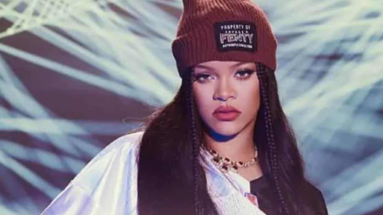 Foto - Tek harf değiştirmek yetmedi: Rihanna Türkiye'de açtığı davayı kazandı!