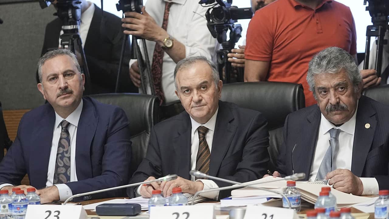 Foto - Terörsüz Türkiye Kanun Teklifi TBMM Adalet Komisyonunda! Abdulhamit Gül: Terörsüz Türkiye bir millet mutabakatıdır