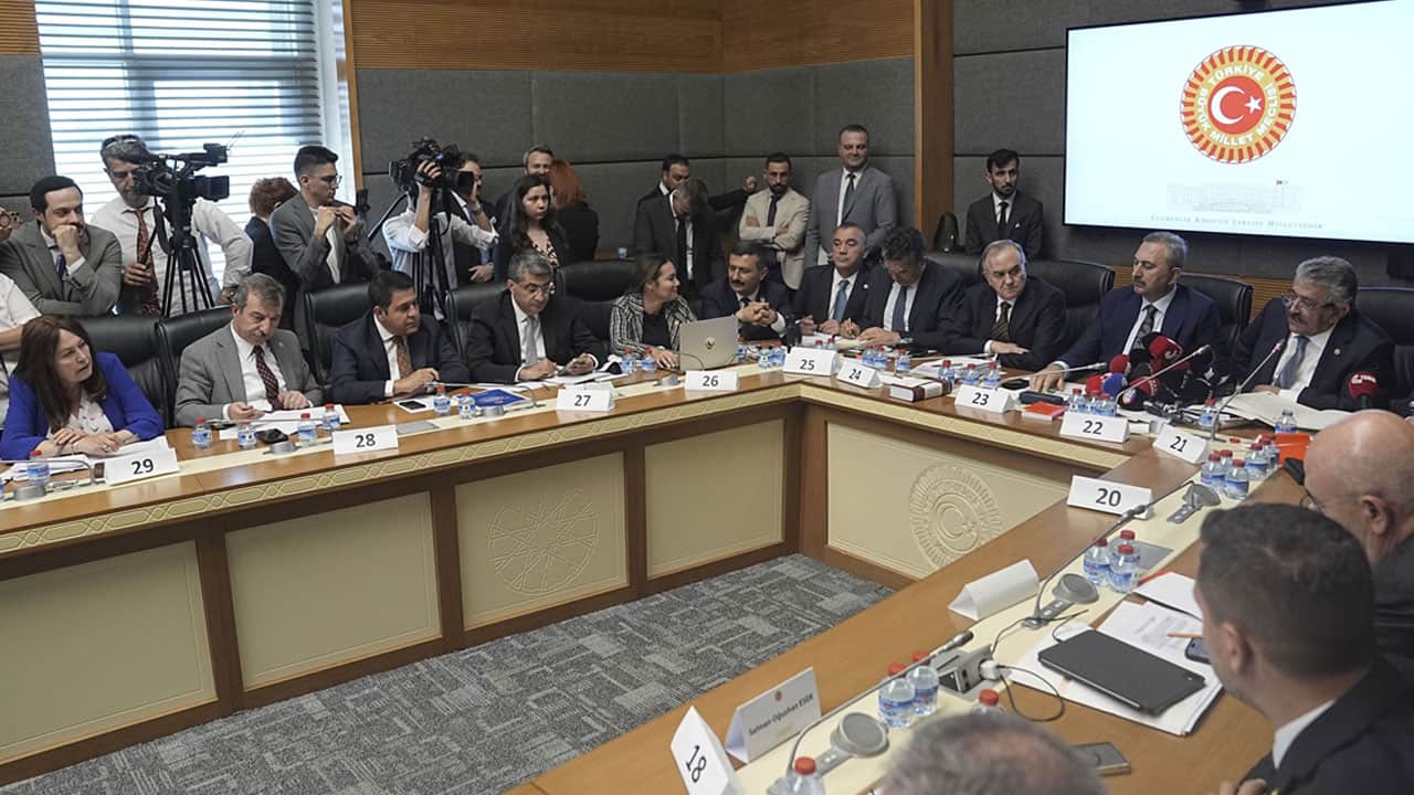 Foto - Terörsüz Türkiye Kanun Teklifi TBMM Adalet Komisyonunda! Abdulhamit Gül: Terörsüz Türkiye bir millet mutabakatıdır