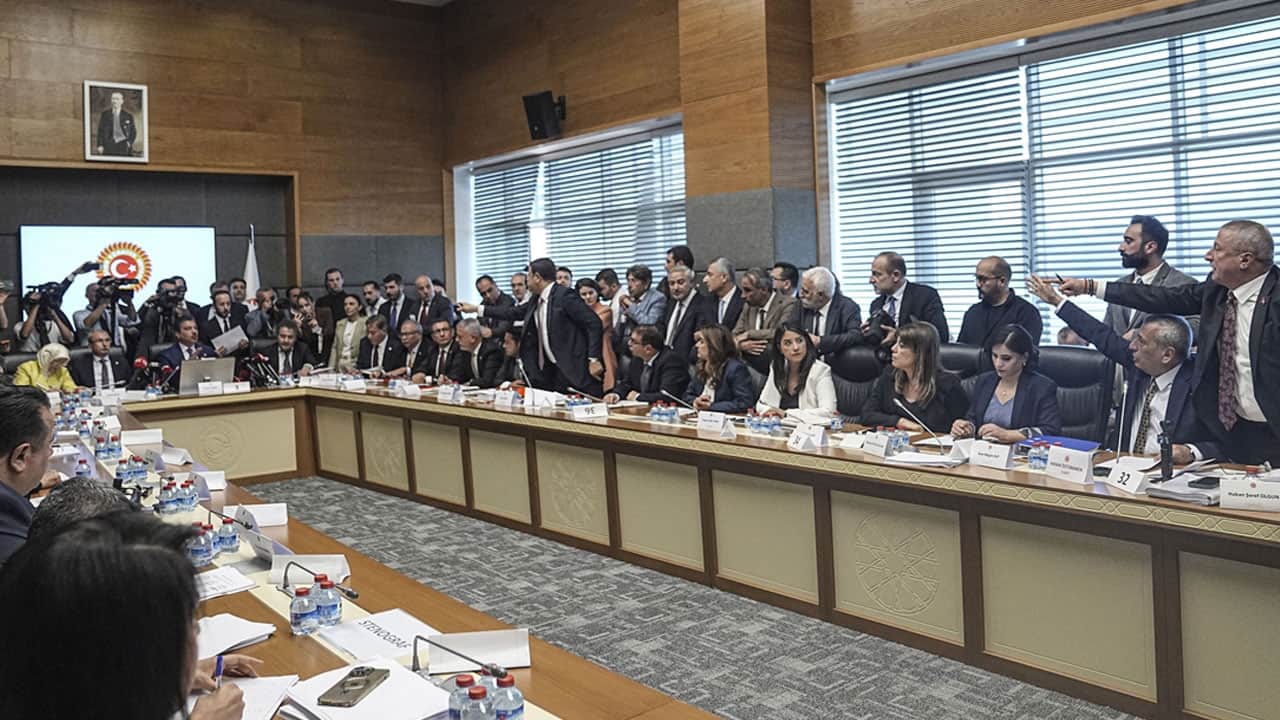 Foto - Terörsüz Türkiye Kanun Teklifi TBMM Adalet Komisyonunda! Abdulhamit Gül: Terörsüz Türkiye bir millet mutabakatıdır