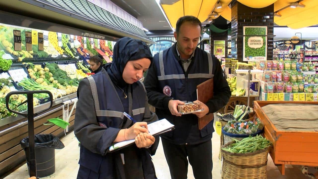 Foto - Ticaret Bakanlığı 282 bin 153 firmayı denetledi! 1 milyar 874 milyon lira ceza kesti